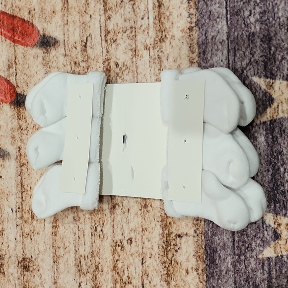 NWT baby socks - Picture 5 of 7